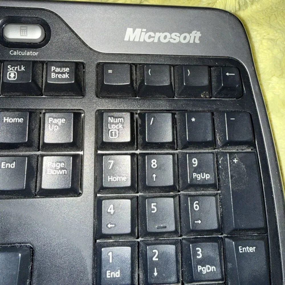 Microsoft Natural Ergonomic 4000 USB Wired Keyboard Tested Works Perfectly Clean